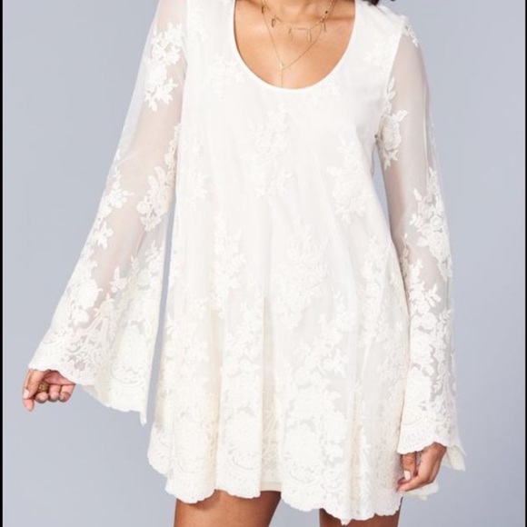 Show Me Your Mumu Cream ‘Fannie’ Flowy Lace Dress - Picture 5 of 10
